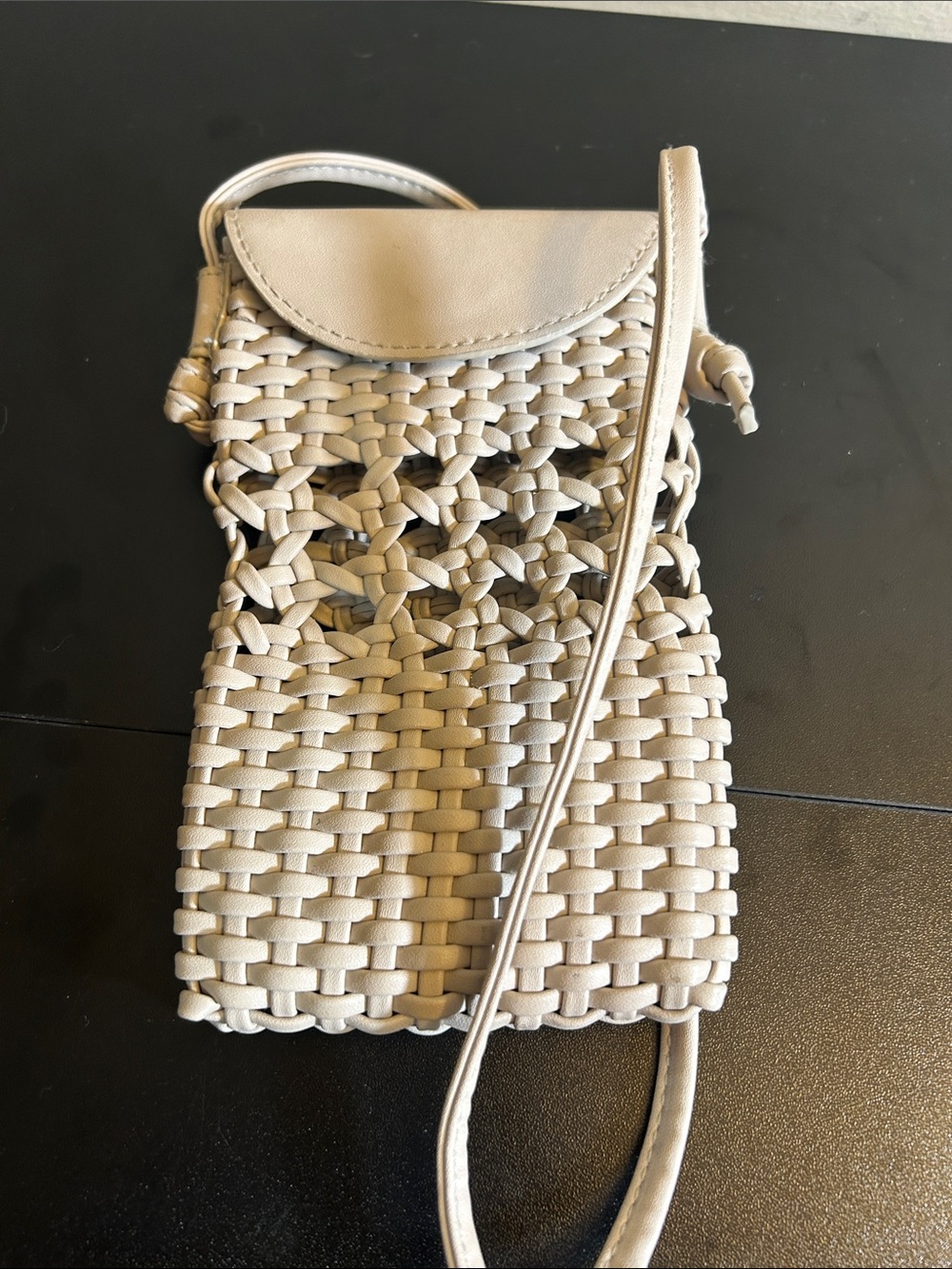 H&M White Woven Crossbody Phone Bag - Women's Small Shoulder Purse - Picture 5 of 7